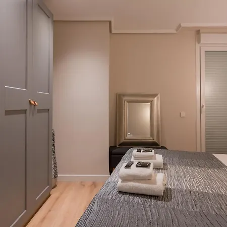 Barrenkale Apartment By People Rentals Bilbao Exterior photo